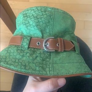 Coach bucket hat ✨💫